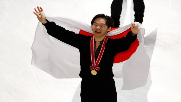 Despite fall Kagiyama wins title at NHK trophy