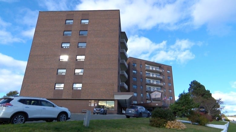 Brick high rise apartment building