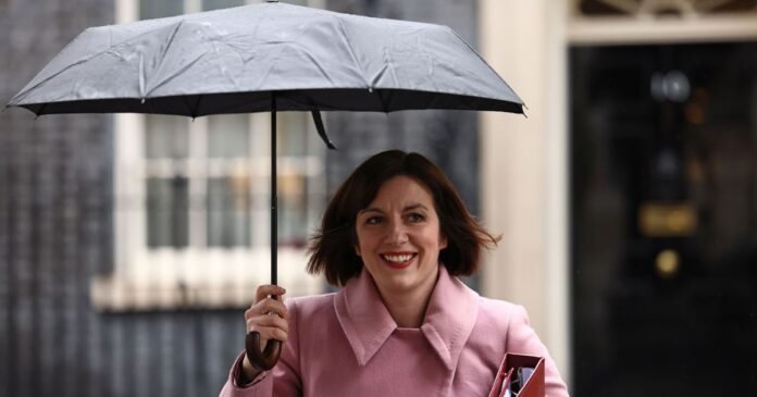 0_government-ministers-attend-weekly-cabinet-meeting